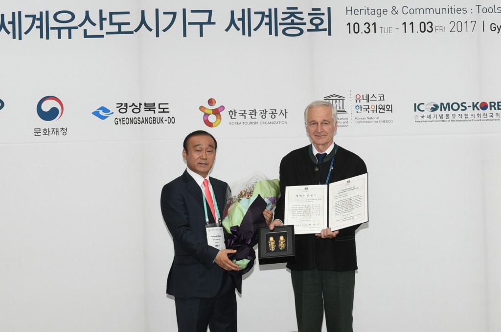 알브레히트 후베 독일 본대학 명예교수, 경주명예시민 되다 (2)