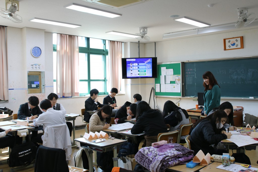 20190404_경주교육지원청소속보도자료_디자인고 청년직업지도1