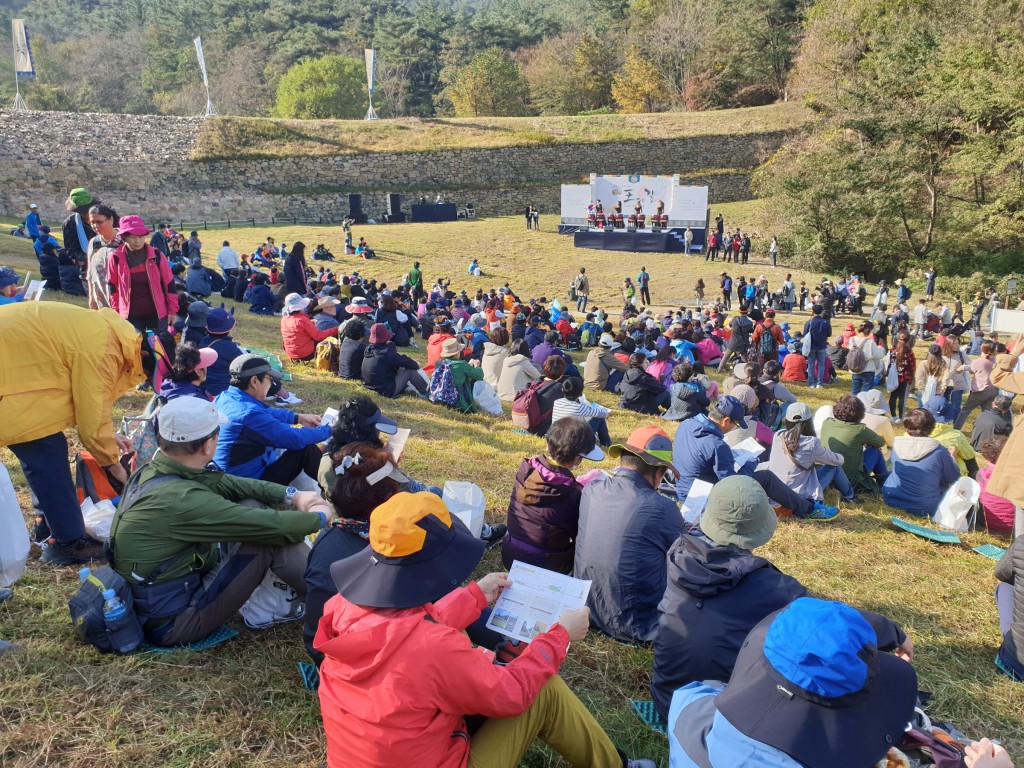 1. 2019 함께 걷는 경주 왕의길 행사 열려(1)