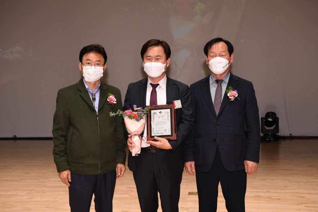 1-1. 경주시, 경북도 자원봉사 우수 시군평가서 '대상' 수상