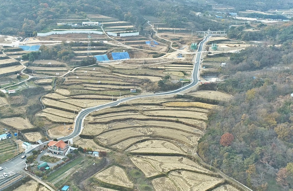 2. 경주 충효 야척마을~현곡 상구리 잇는 충현로 이달 말 준공